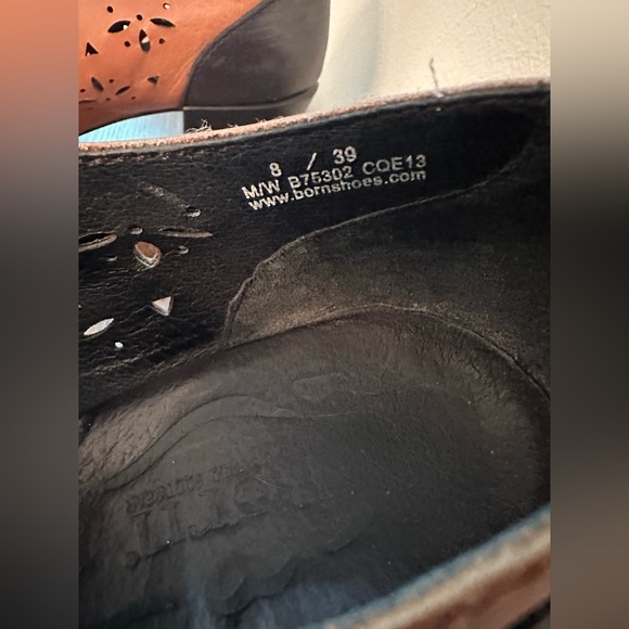 Børn brown Mary Janes with cut out and front tie. Size 8. - Picture 5 of 7